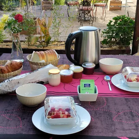 La Guitounette Equipee Studio, Parking Securise, Sdb Terrasse Et Entree Privatives * Laroque (Herault)